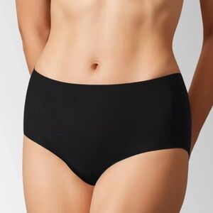4x Nuage Nucloud undies in black, size Large